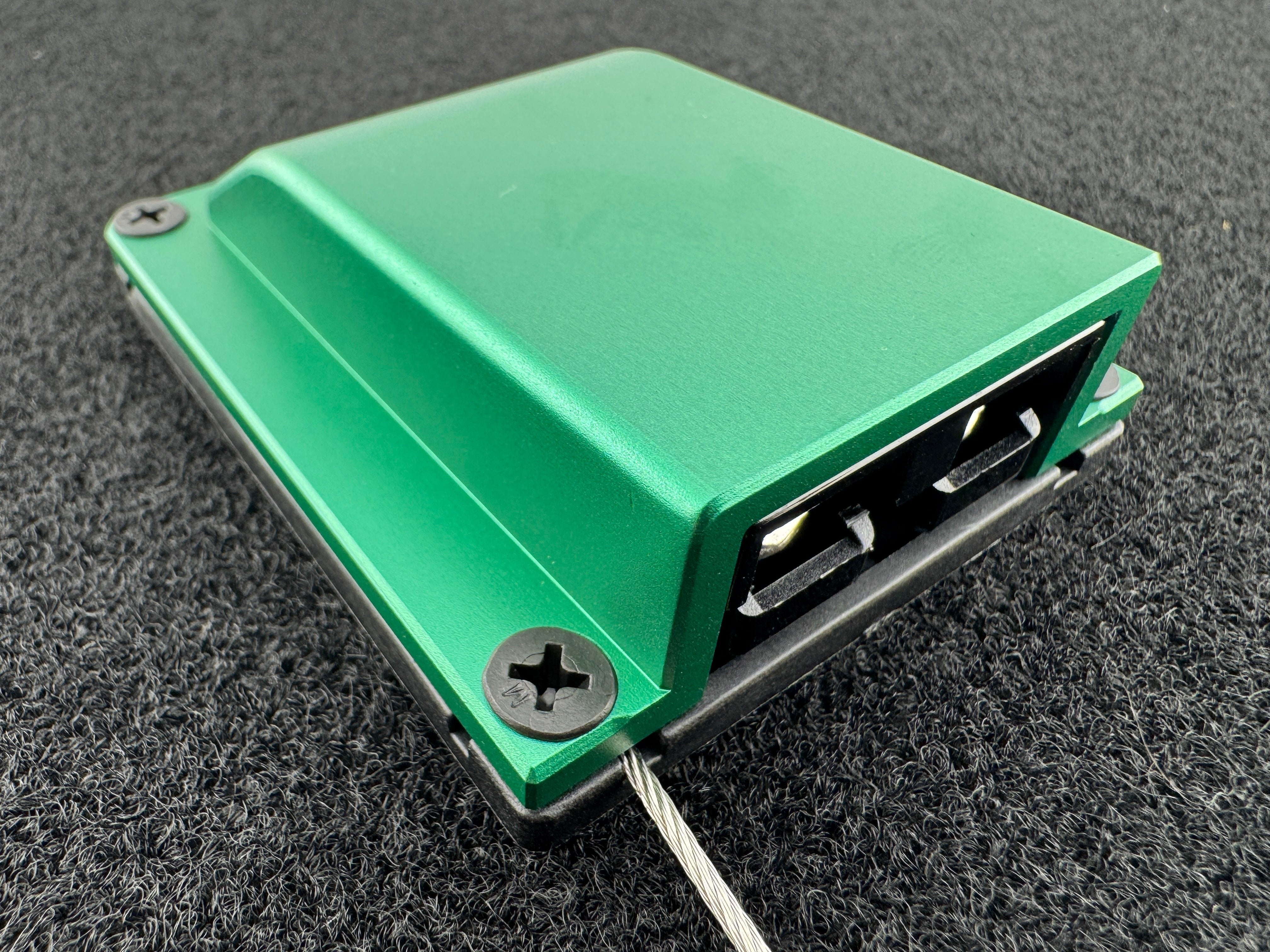 Duskie green billet aluminium housing with 2-way 50A connector, ideal for 4x4 and canopies.