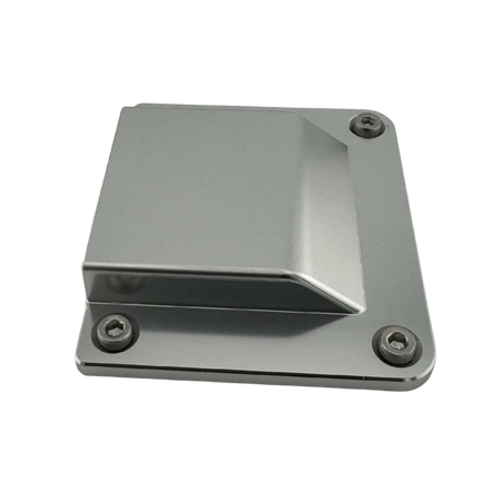 Duskie silver billet aluminum cover for 3-way 50A Anderson connector with stainless hardware.